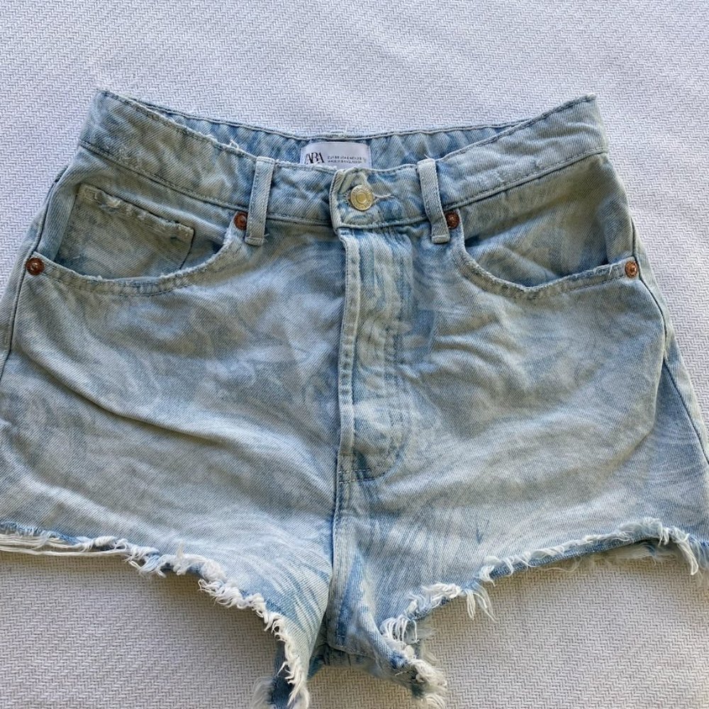 Zara cutoff jean shorts